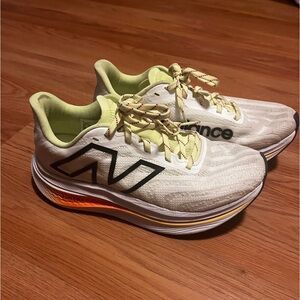 New Balance SuperCom Fuel Cell